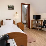 Alpesi Fogado Es Horgaszturisztikai Koezpont 3* Vaskeresztes