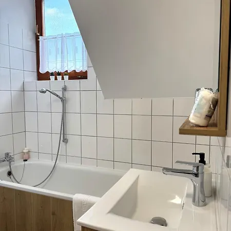 Alpesi és Horgászturisztikai Központ Affittacamere Vaskeresztes